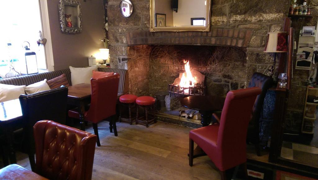 The Globe Inn Chagford Exterior photo
